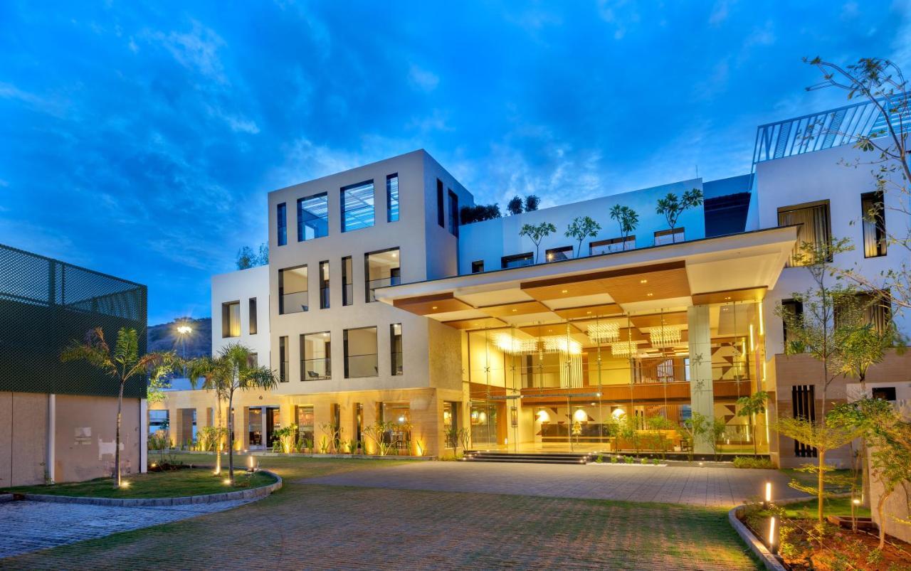 Hotel Divine Fort Palani Exterior foto